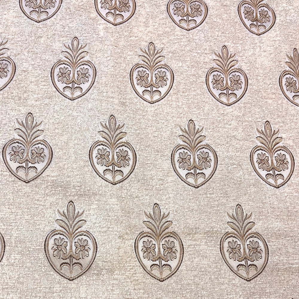 پارچه مبلی و پرده ای شیوا رنگ کرم طلایی برای مبل استیل و کلاسیک